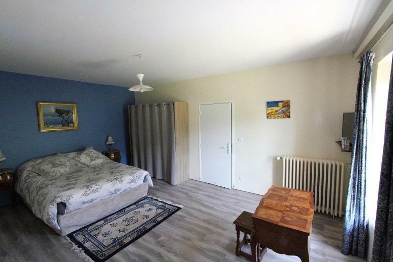 Bed and Breakfast Domaine Du Moulin Neuf Ambillou Esterno foto
